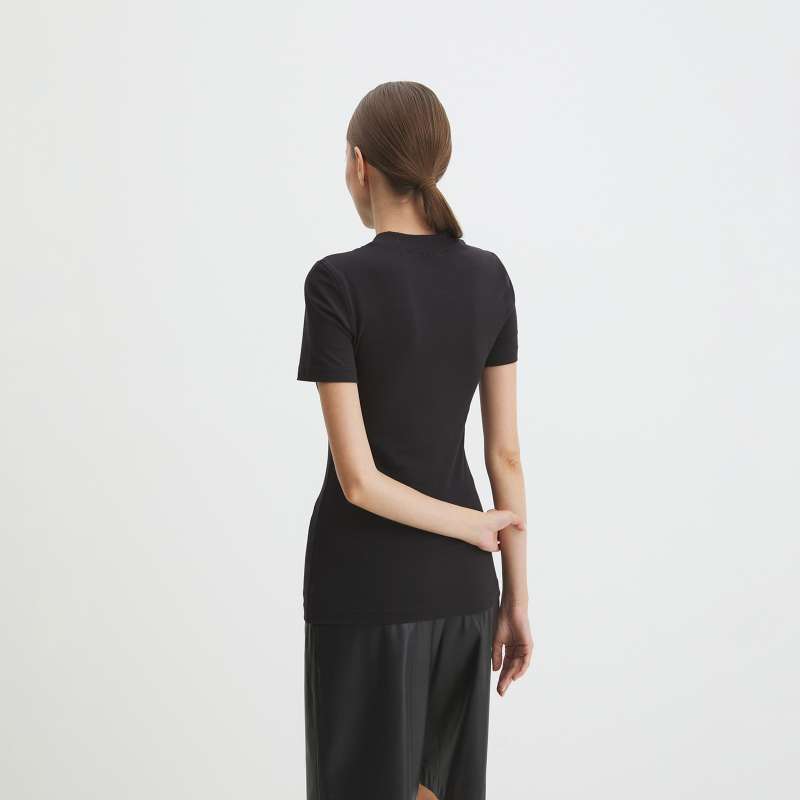 Женская футболка V-EMBLEM 77HAHT02/4102462, черный VERSACE JEANS COUTURE купить по оптовым и розничным ценам