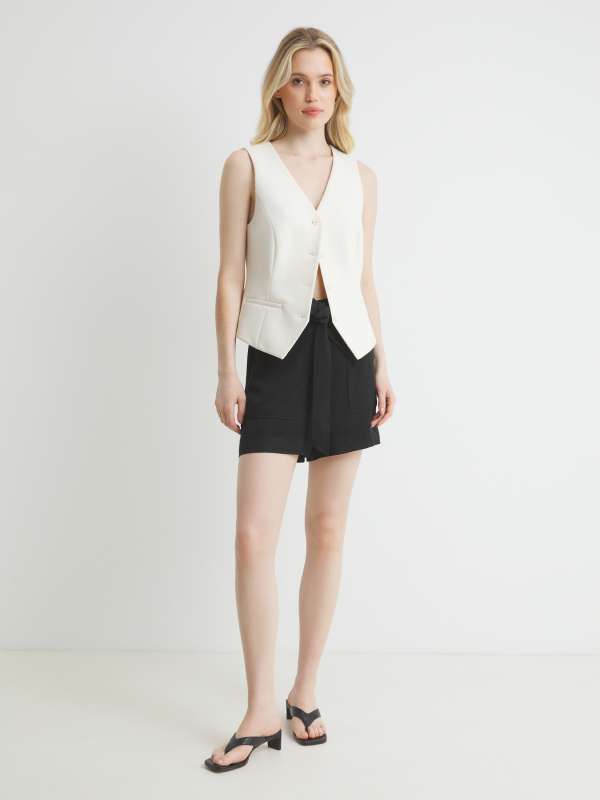 Женские шорты NEW NINA BELTED SHORT W5GD1RWG4C2/4666254, черный Guess купить по оптовым и розничным ценам