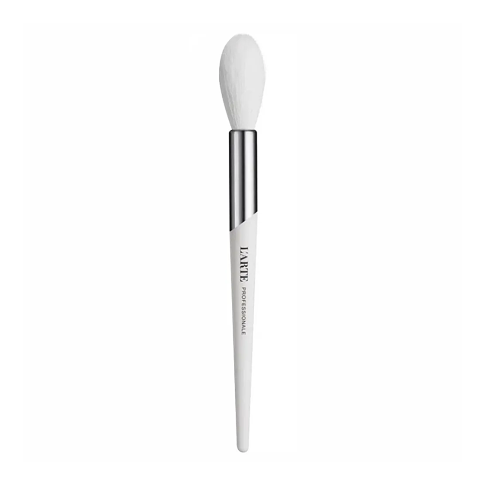 Кисть для легкой растушевки хайлайтера и румян L'arte del bello 10HB LARTE DEL BELLO купить по оптовым и розничным ценам