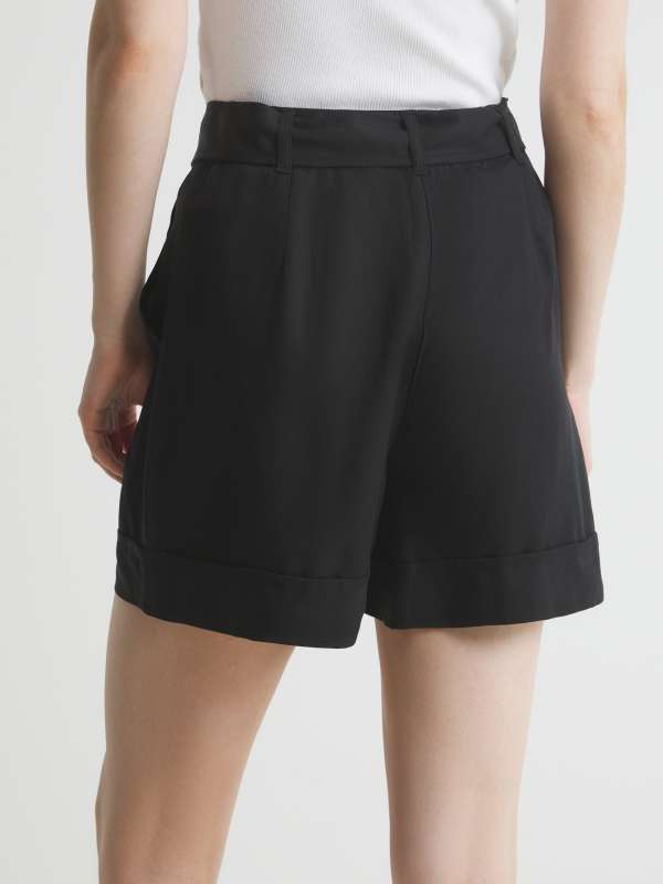 Женские шорты NEW NINA BELTED SHORT W5GD1RWG4C2/4666254, черный Guess купить по оптовым и розничным ценам