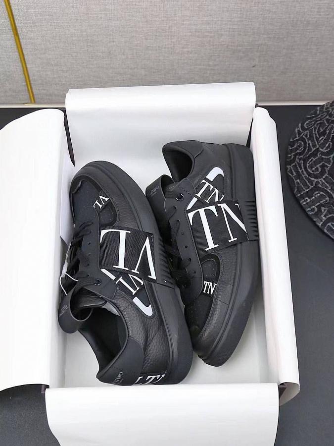 Кроссовки VL7N PREM-060 VALENTINO купить по оптовым и розничным ценам