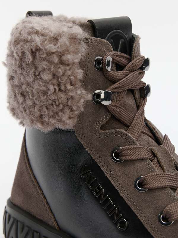 Женские высокие кеды VENUS 91V1310VIT/4202761, черный VALENTINO купить по оптовым и розничным ценам