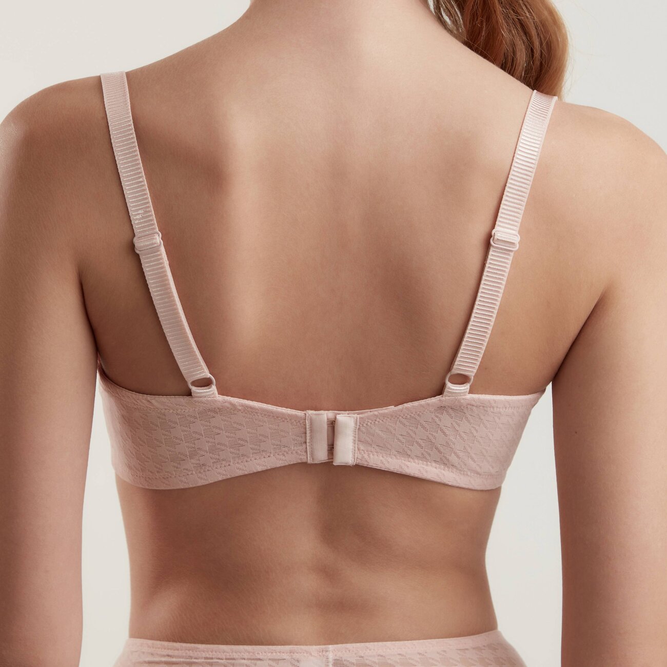 Бюстгальтер BODY COUTURE RB6117/209301 Conte elegant купить по оптовым и розничным ценам