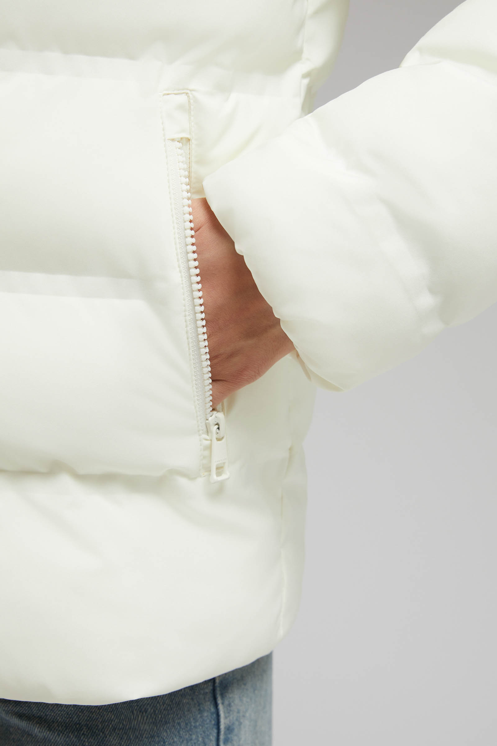 Куртка женская FAF11058 Finn Flare купить по оптовым и розничным ценам