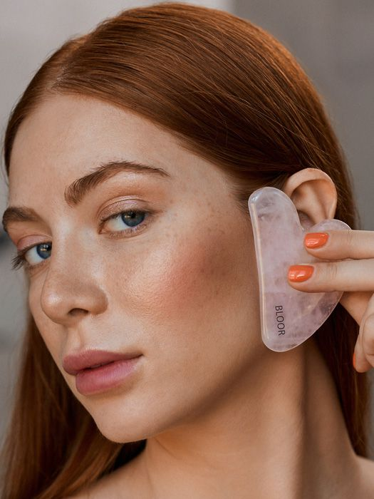 Скребок гуаша для массажа лица из натурального розового кварца, сердце BLOOR купить по оптовым и розничным ценам