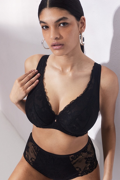 Бюстгальтер Sublime M Plus Bralette Black